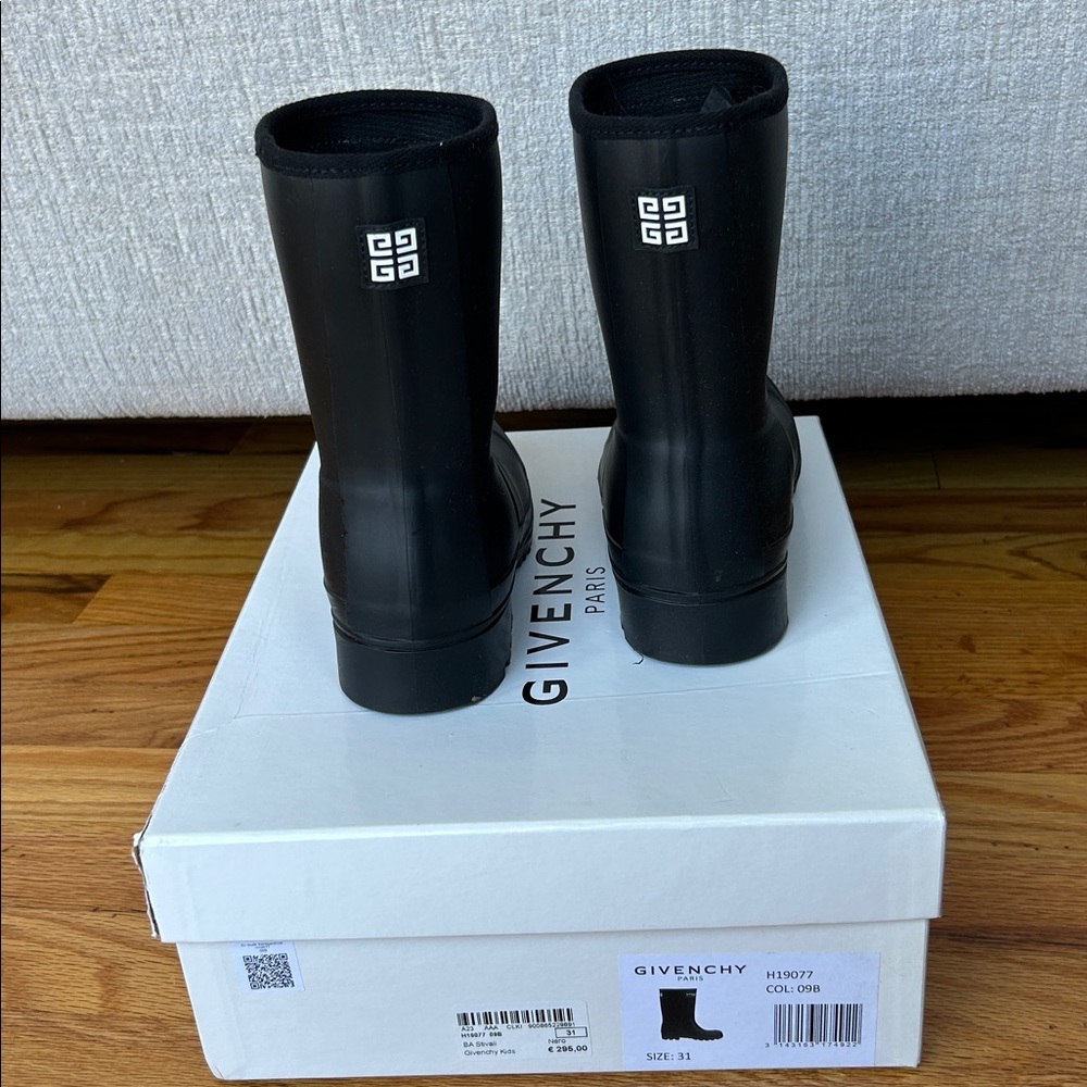 Givenchy Boots - Picture 2 of 3